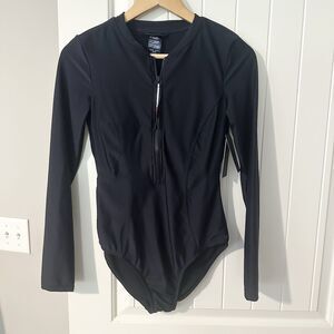 NEW Tommy Hilfiger Classic Bathing Suit One Piece Long-Sleeve Swimsuit Medium